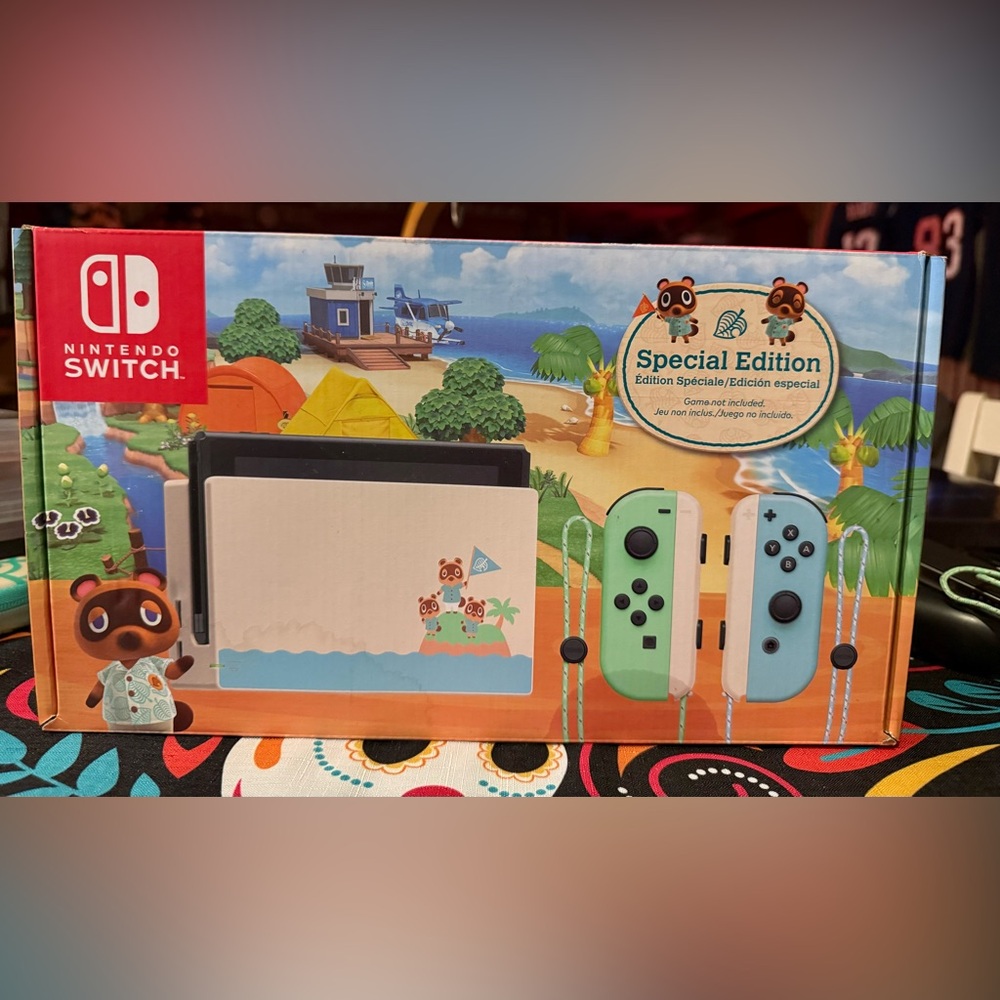 Nintendo Switch Animal Crossing LE w/ collection